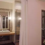 De La Prade Bed & Breakfast 3*